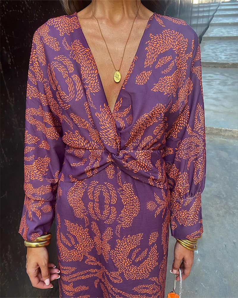 Evelyn | Chic Twist-Front Printed Midi Dress