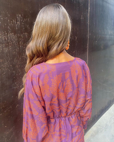 Evelyn | Chic Twist-Front Printed Midi Dress