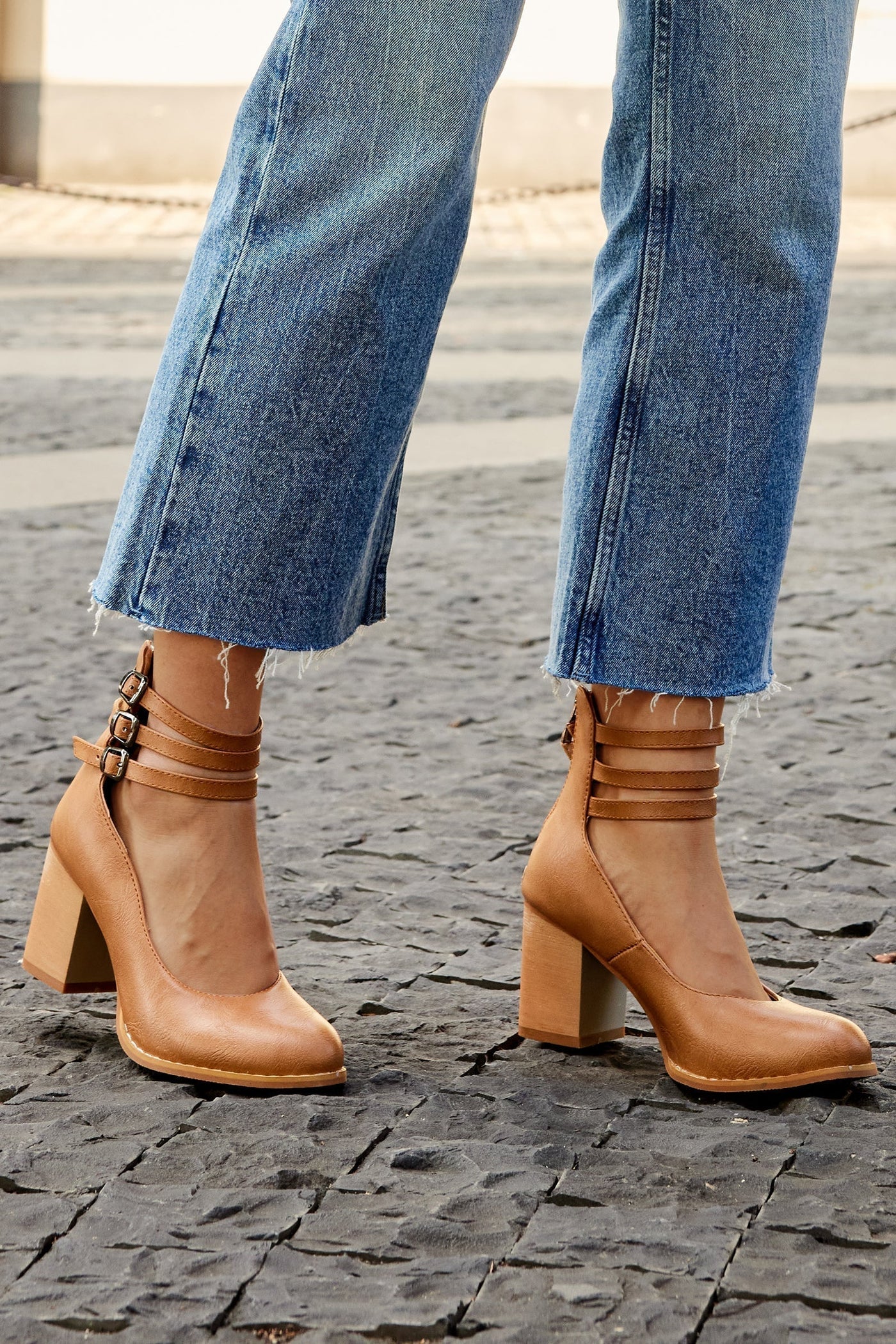 Clara | Smooth Ankle-Strap Sandals with Block Heel