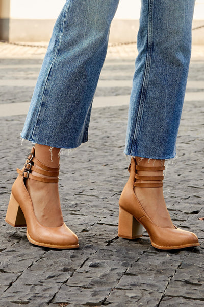 Clara | Smooth Ankle-Strap Sandals with Block Heel