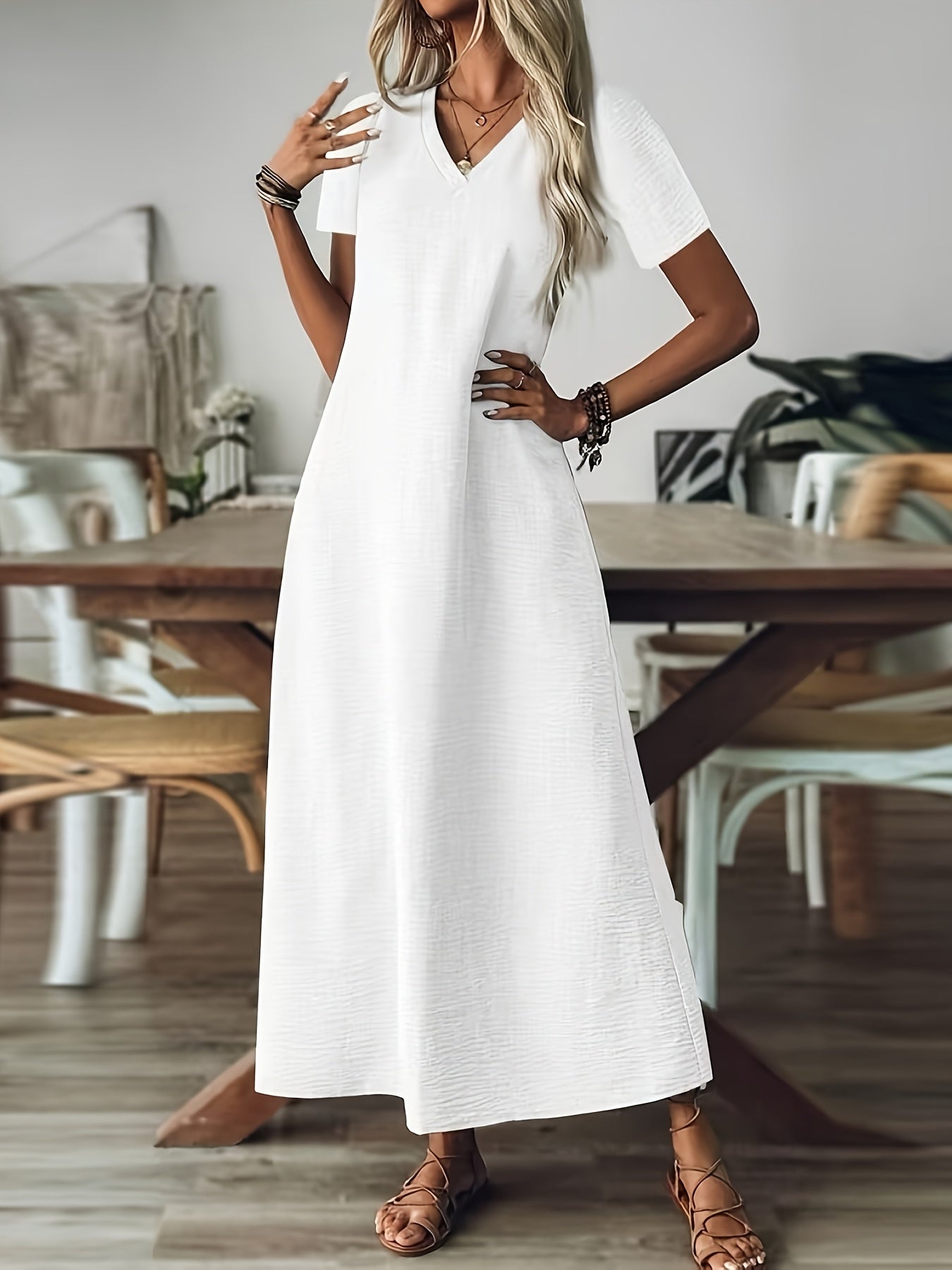 Isabelle | Elegant White Zipper Maxi Dress