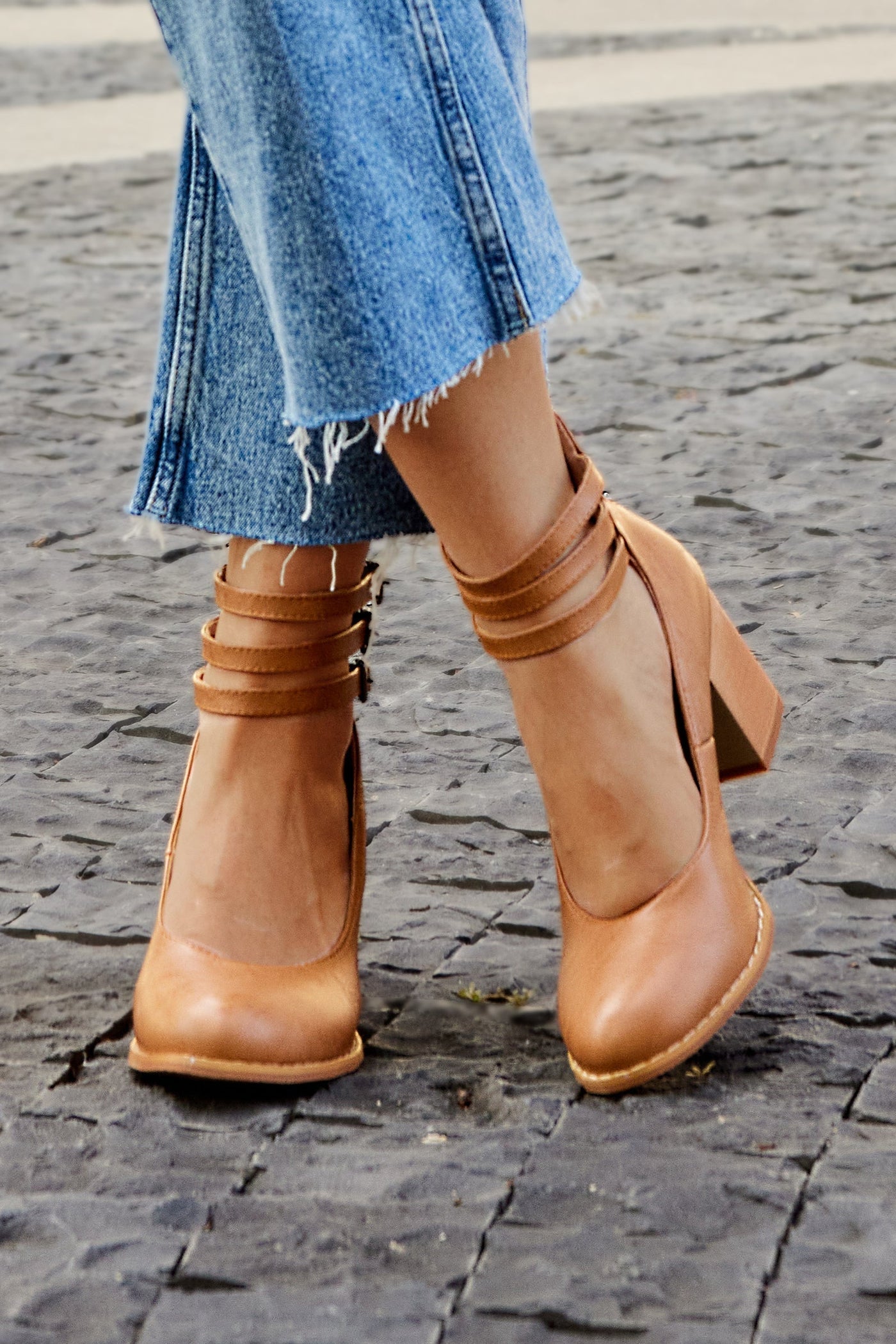 Clara | Smooth Ankle-Strap Sandals with Block Heel