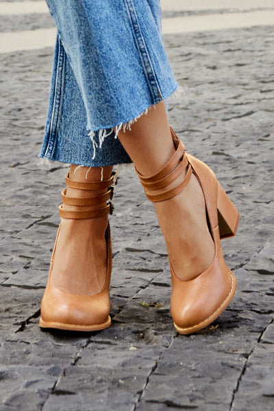 Clara | Smooth Ankle-Strap Sandals with Block Heel