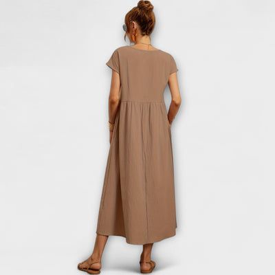 Zinnia | Serene Floral Maxi Dress