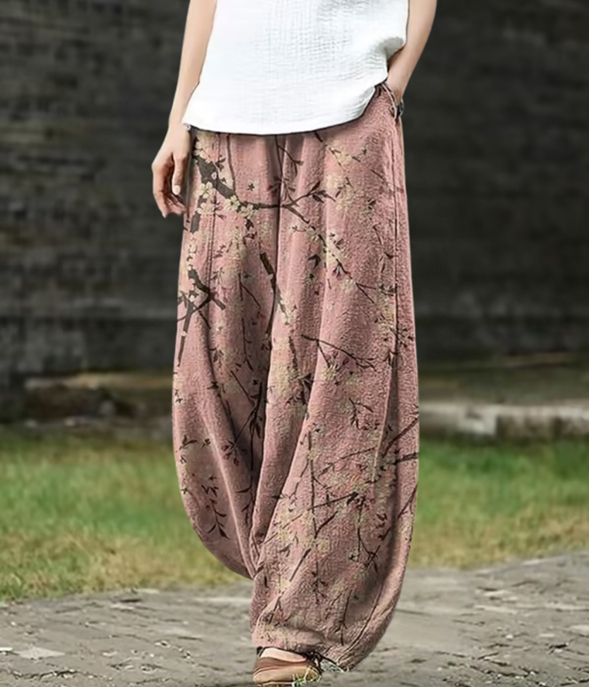 Amelina | Wide-Leg Pants with Nature Design
