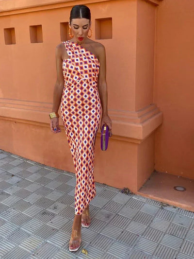 Amber | Geometric One-Shoulder Fitted Dress
