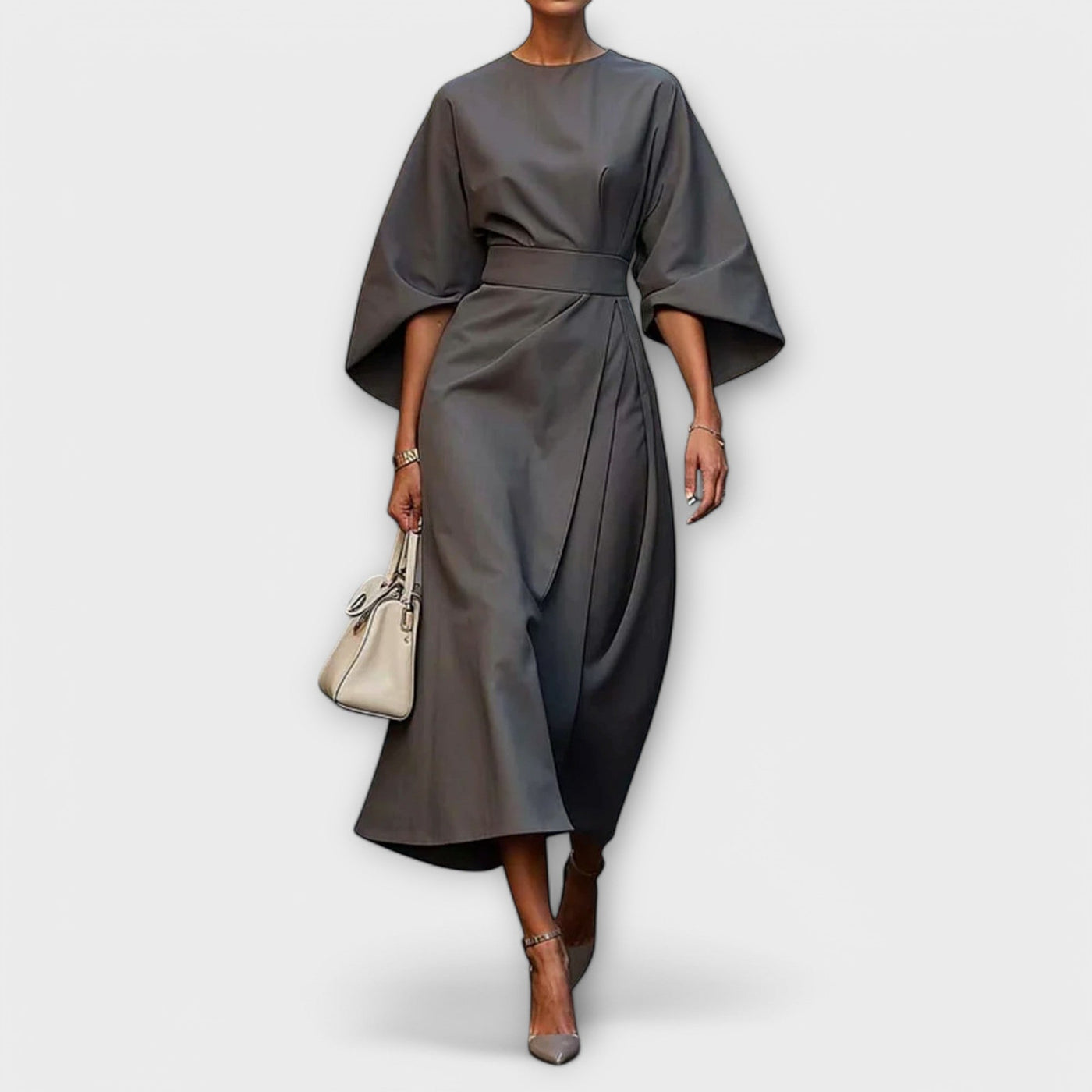 Sonia | Chic Sleeved Shift Dress