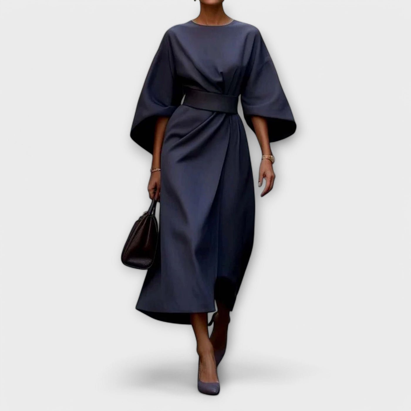 Sonia | Chic Sleeved Shift Dress