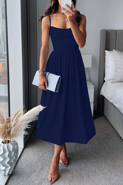 Ellie | Stylish Laced Midi Dress