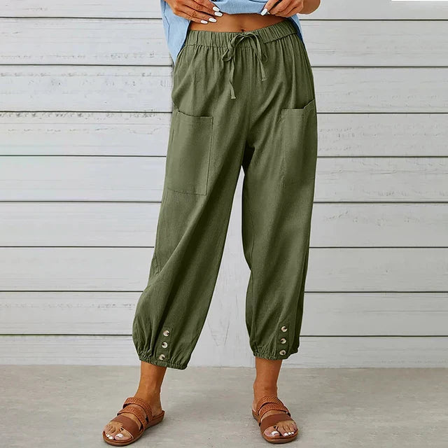 Talia | Black Relaxed Button-Cuff Pants