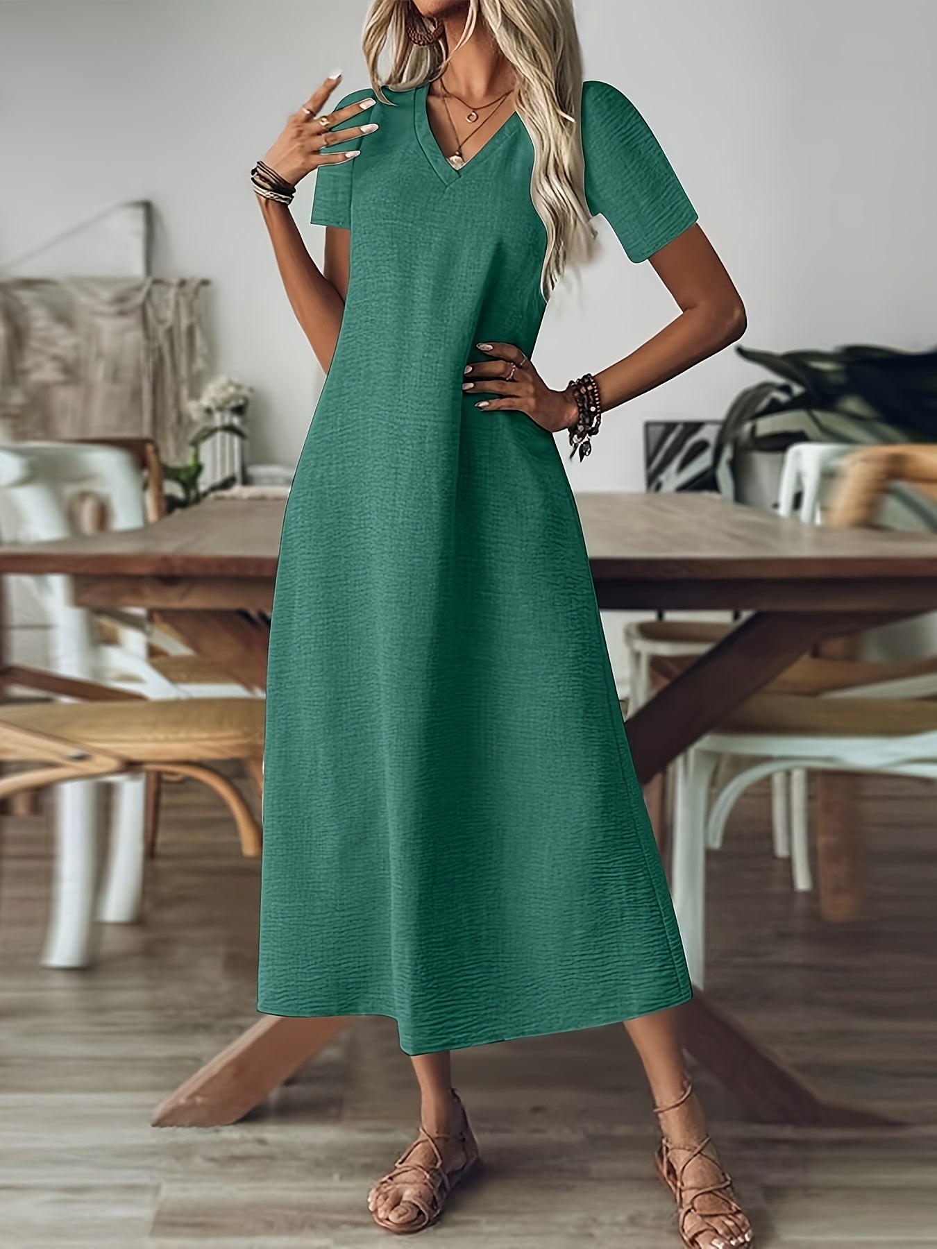 Isabelle | Elegant White Zipper Maxi Dress