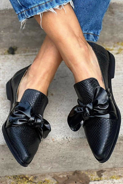 Marion | Textured Glossy Bow Loafers