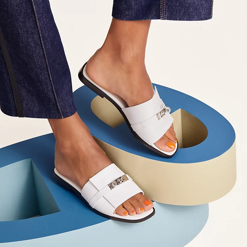 Julie | Chic Verrou Sandals